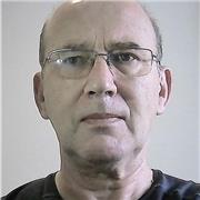 Englisch für A1 bis C1. Qualifikationen sind als wichtigste CPE, COTE, Procter für Toefl. Seit mehr als 30 Jahren dabei